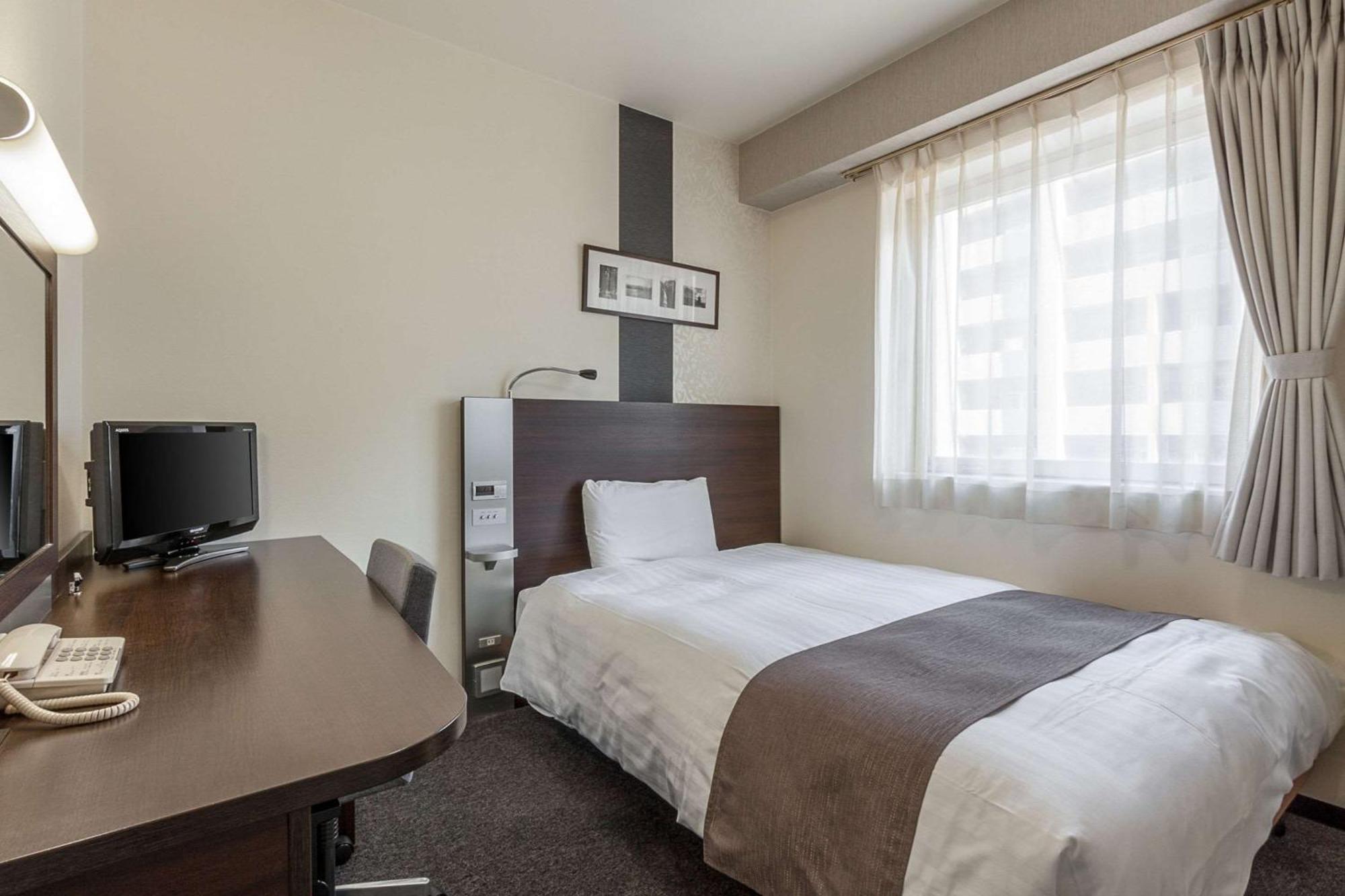 Comfort Hotel Sendai East Екстер'єр фото